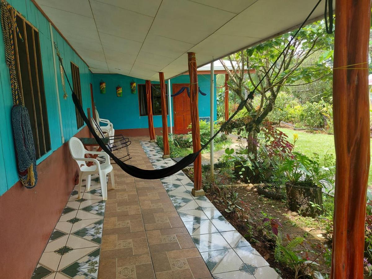 Hotel Gitana Corcovado, Y Tour Operador Drakes Bay Екстериор снимка