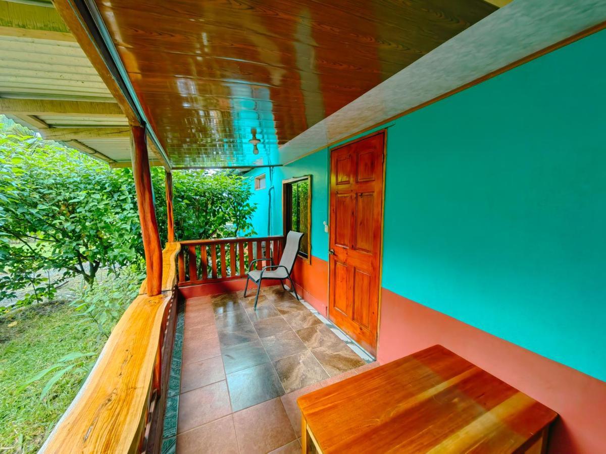 Hotel Gitana Corcovado, Y Tour Operador Drakes Bay Екстериор снимка
