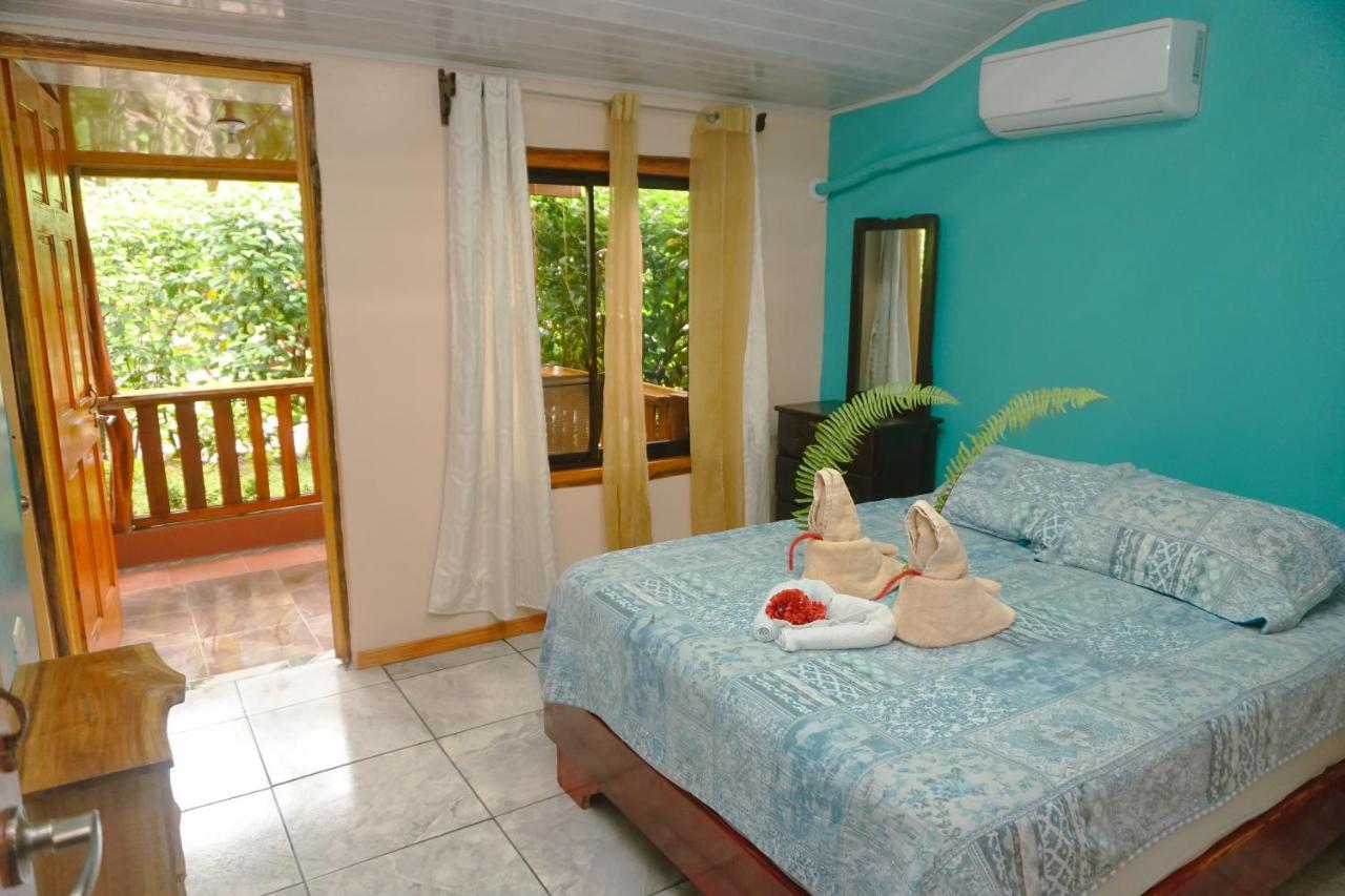 Hotel Gitana Corcovado, Y Tour Operador Drakes Bay Екстериор снимка