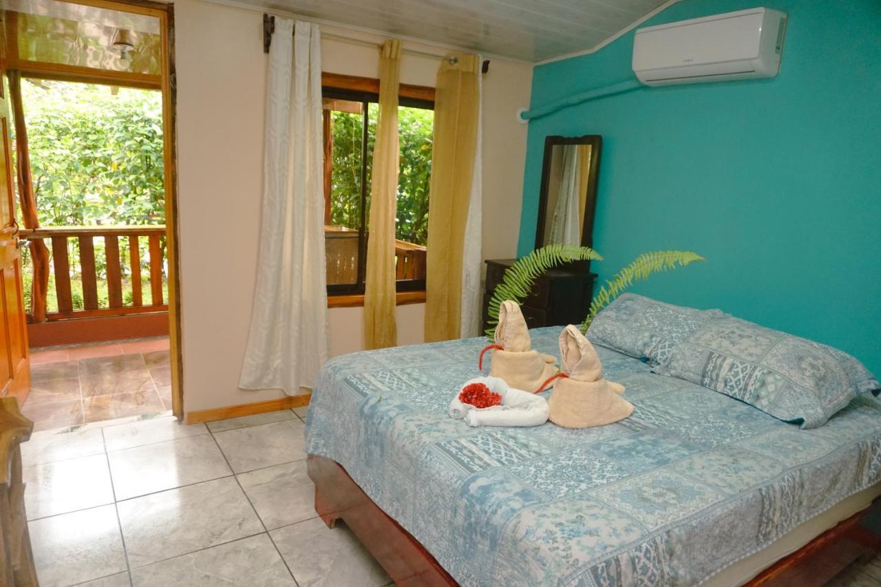 Hotel Gitana Corcovado, Y Tour Operador Drakes Bay Екстериор снимка
