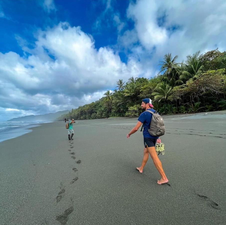 Hotel Gitana Corcovado, Y Tour Operador Drakes Bay Екстериор снимка