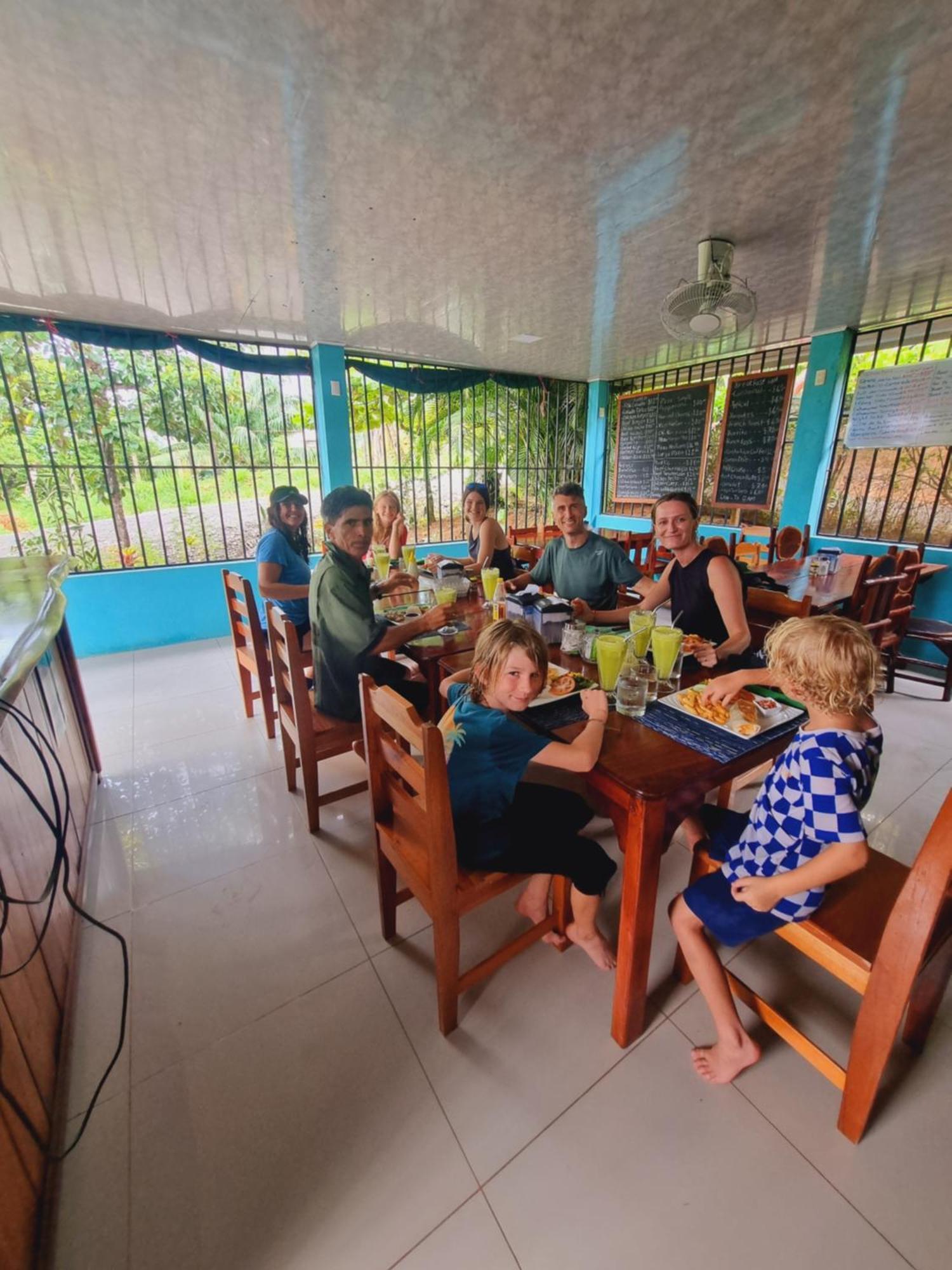 Hotel Gitana Corcovado, Y Tour Operador Drakes Bay Екстериор снимка